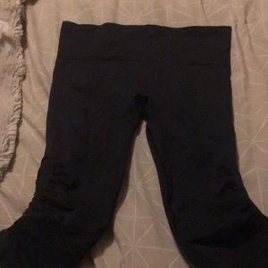 Lululemon Black Capri leggings